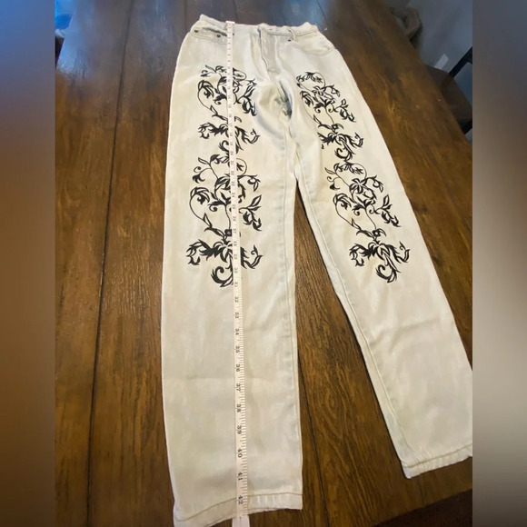 D’Mode Classix Vintage 90s Light Wash Denim W Paisley Embroidery Size 9/10 C3 - Picture 5 of 8